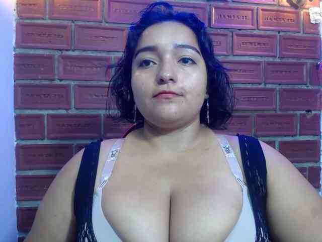 esmeralda-bigass