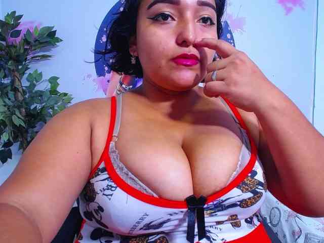 esmeralda-bigass