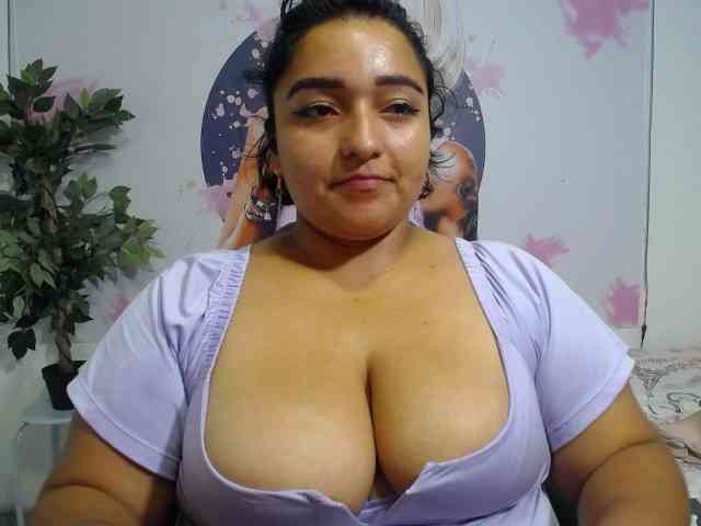 esmeralda-bigass