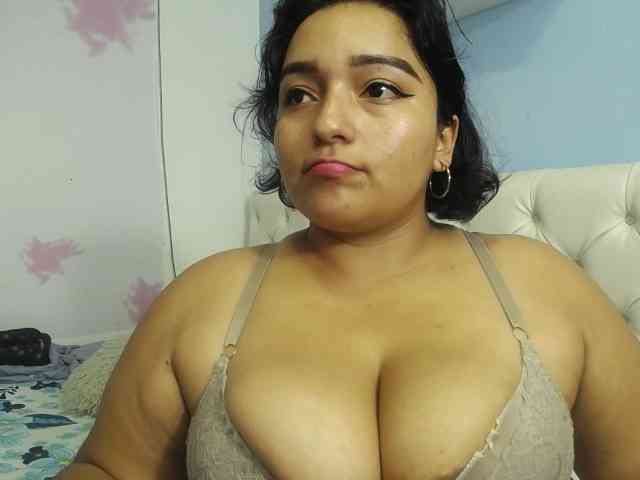esmeralda-bigass