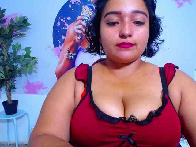 esmeralda-bigass