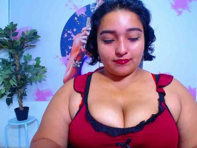 esmeralda-bigass webcam