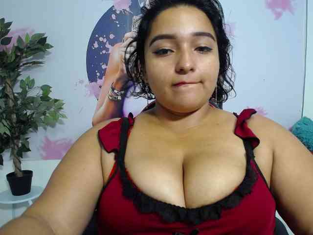 esmeralda-bigass