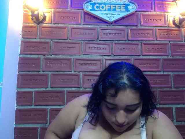 esmeralda-bigass