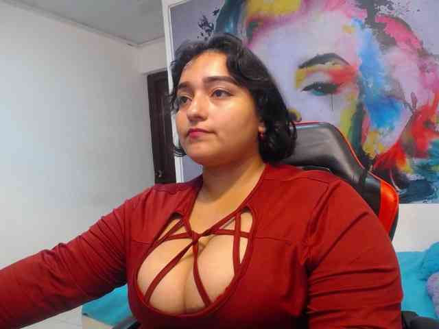 esmeralda-bigass