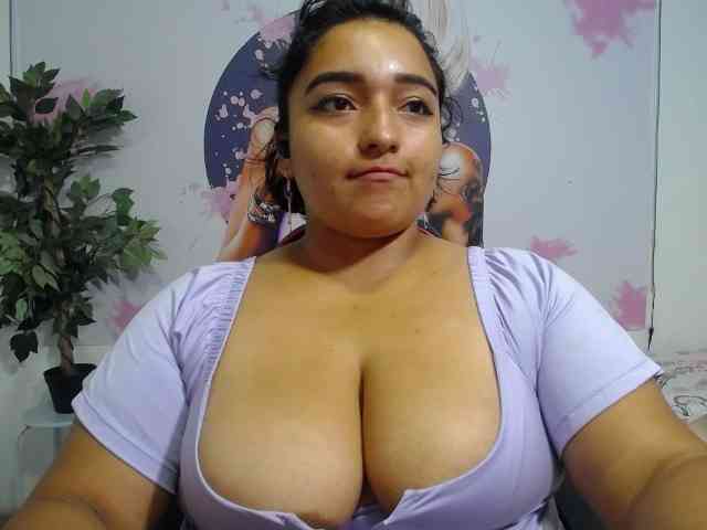 esmeralda-bigass