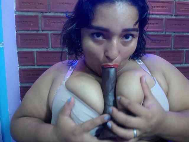 esmeralda-bigass