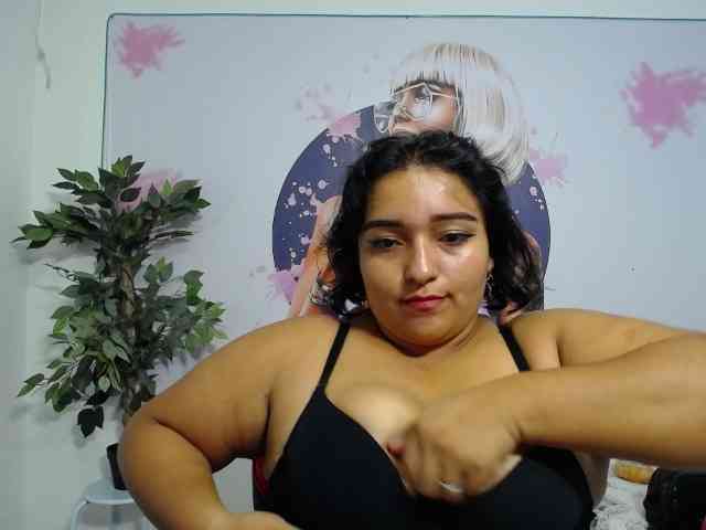 esmeralda-bigass