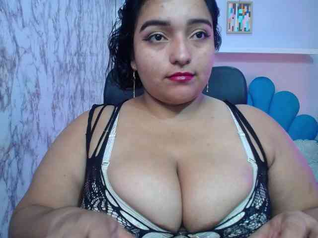 esmeralda-bigass