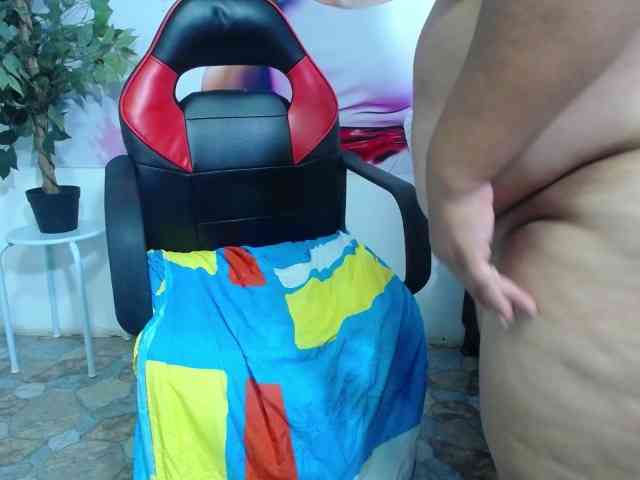 esmeralda-bigass