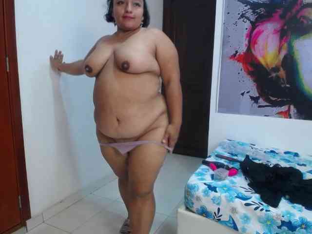 esmeralda-bigass