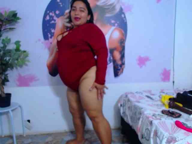 esmeralda-bigass