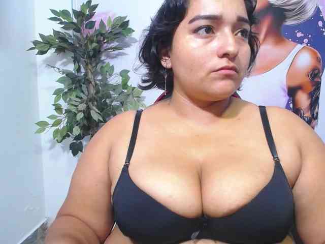 esmeralda-bigass