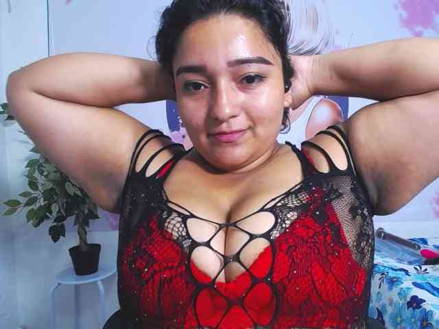 esmeralda-bigass webcam