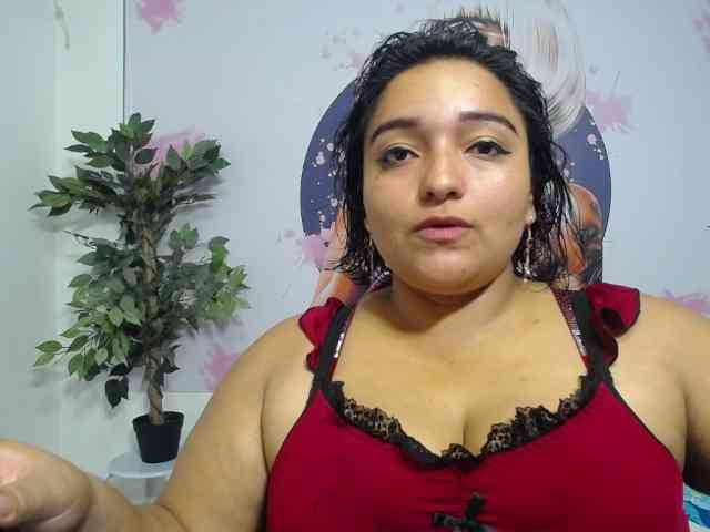 esmeralda-bigass webcam