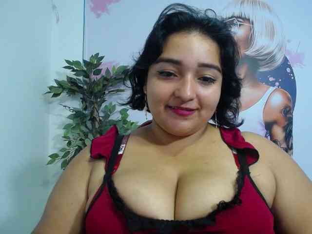 esmeralda-bigass