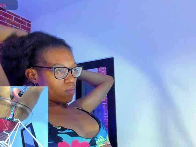 eizaclarke webcam