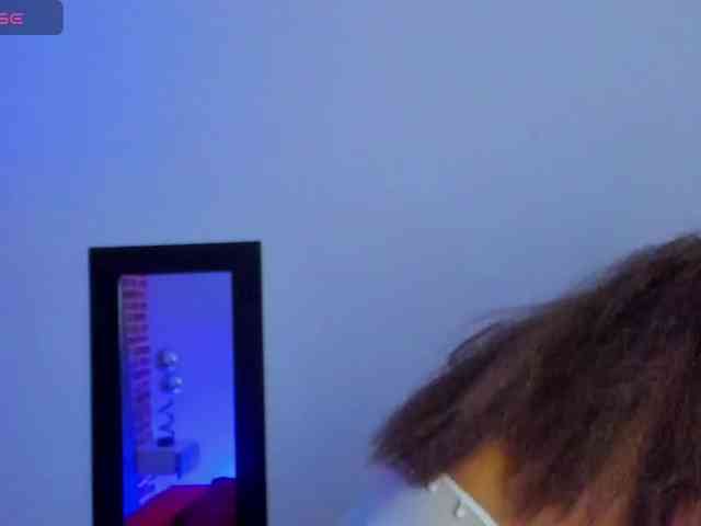 eizaclarke webcam