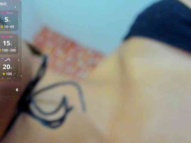 eizaclarke webcam