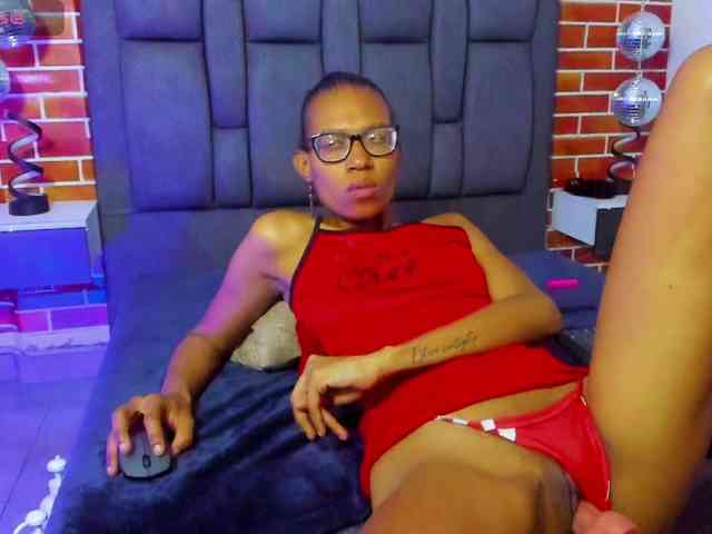 eizaclarke webcam