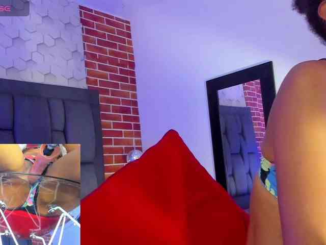 eizaclarke webcam