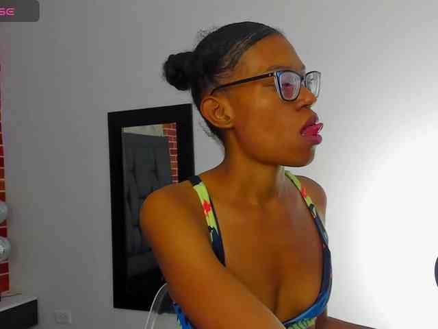 eizaclarke webcam