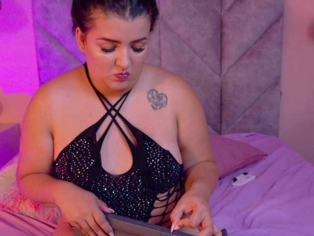 MadelynHot