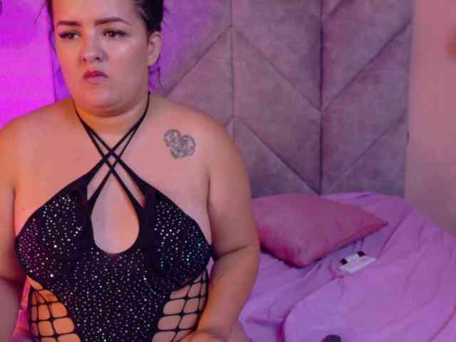 MadelynHot