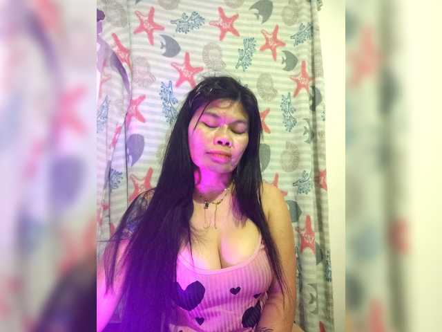 AnnaJulianna live cam preview