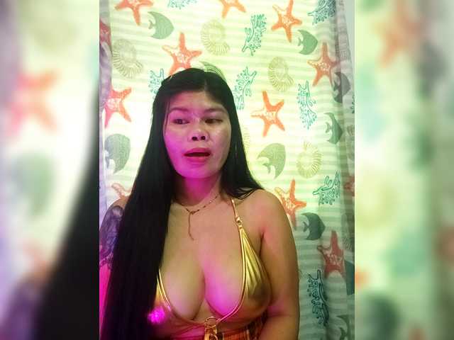 AnnaJulianna live cam preview