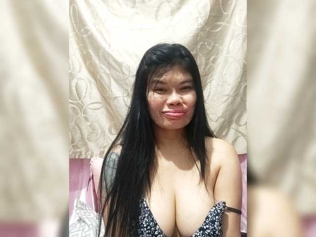 AnnaJulianna live cam on BongaCams