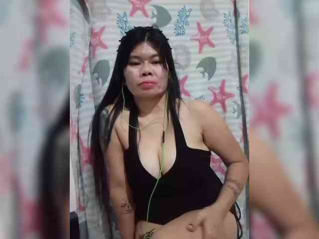 AnnaJulianna webcam