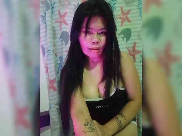 AnnaJulianna webcam