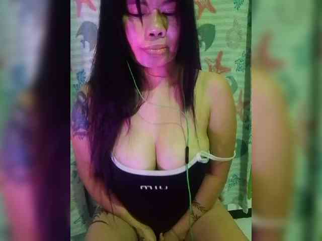 AnnaJulianna