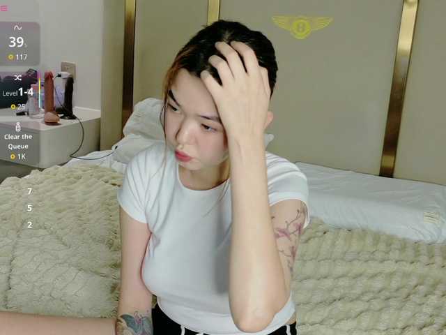 Kleopizez live cam on BongaCams