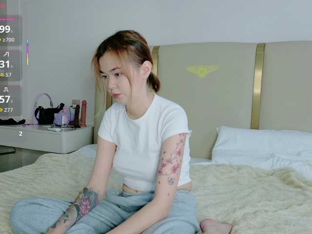 Kleopizez live cam on BongaCams
