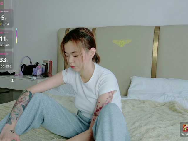 Kleopizez live cam on BongaCams