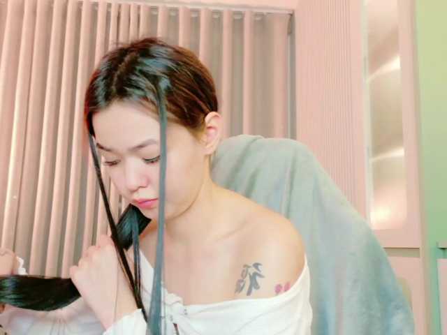 Kleopizez live cam on BongaCams