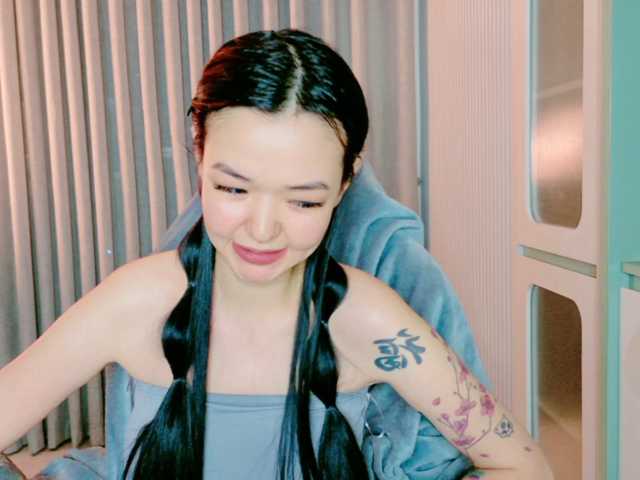 Kleopizez live cam on BongaCams