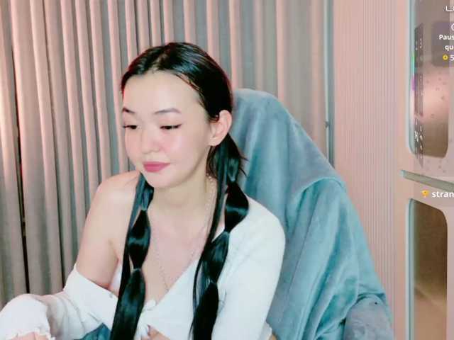 Kleopizez live cam on BongaCams