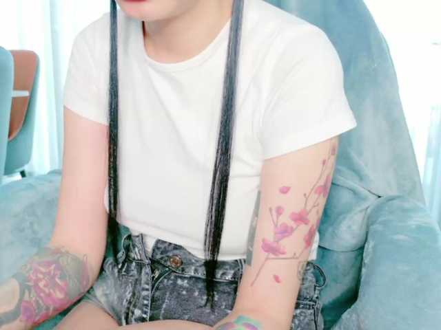 Kleopizez live cam on BongaCams