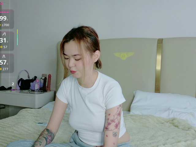 Kleopizez live cam on BongaCams