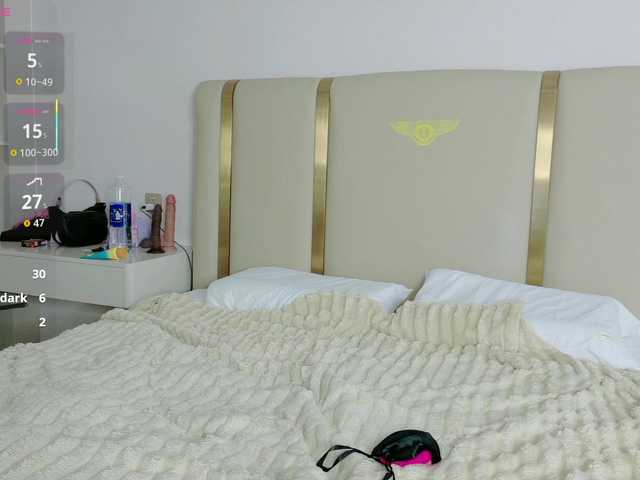 Kleopizez live cam on BongaCams
