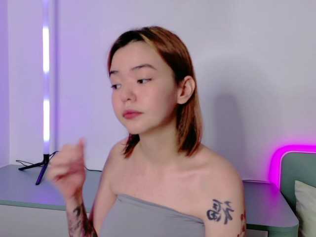Kleopizez live cam on BongaCams