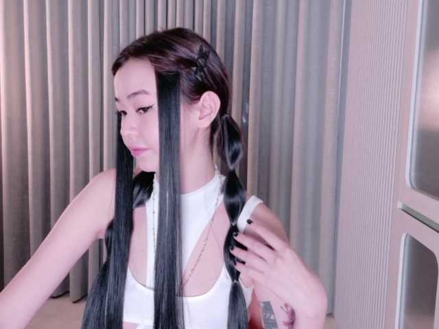 Kleopizez live cam on BongaCams