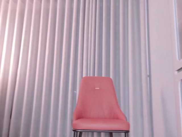 Kleopizez live cam on BongaCams