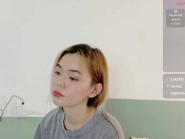 Kleopizez live cam on BongaCams