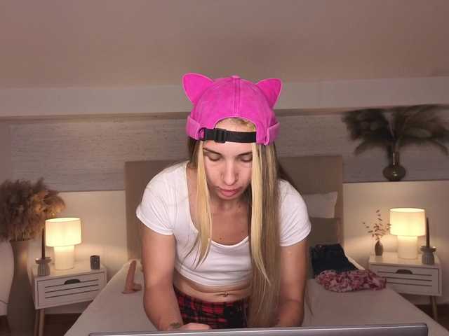 MissAmeliia live cam on BongaCams