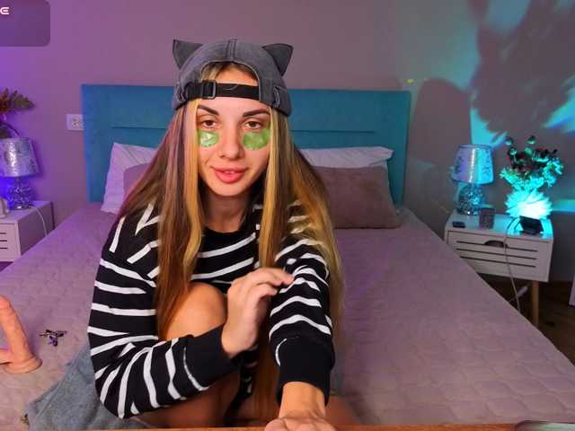 MissAmeliia live cam on BongaCams