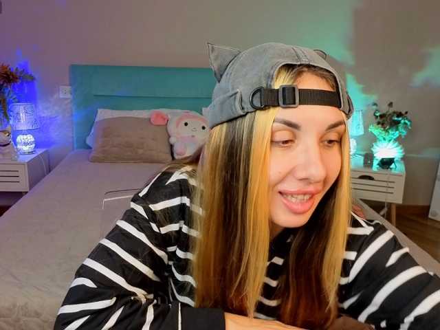 MissAmeliia live cam on BongaCams